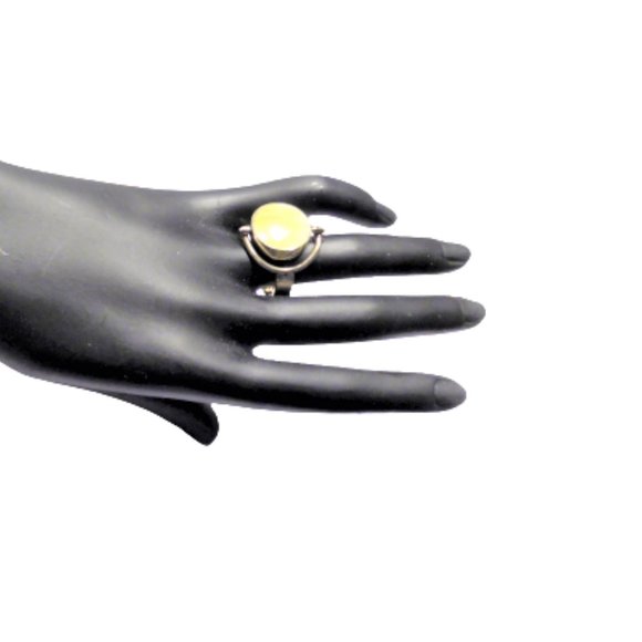 Chrysocolla and Mother f Pearl Adjustable Ring - Picture 2 of 2